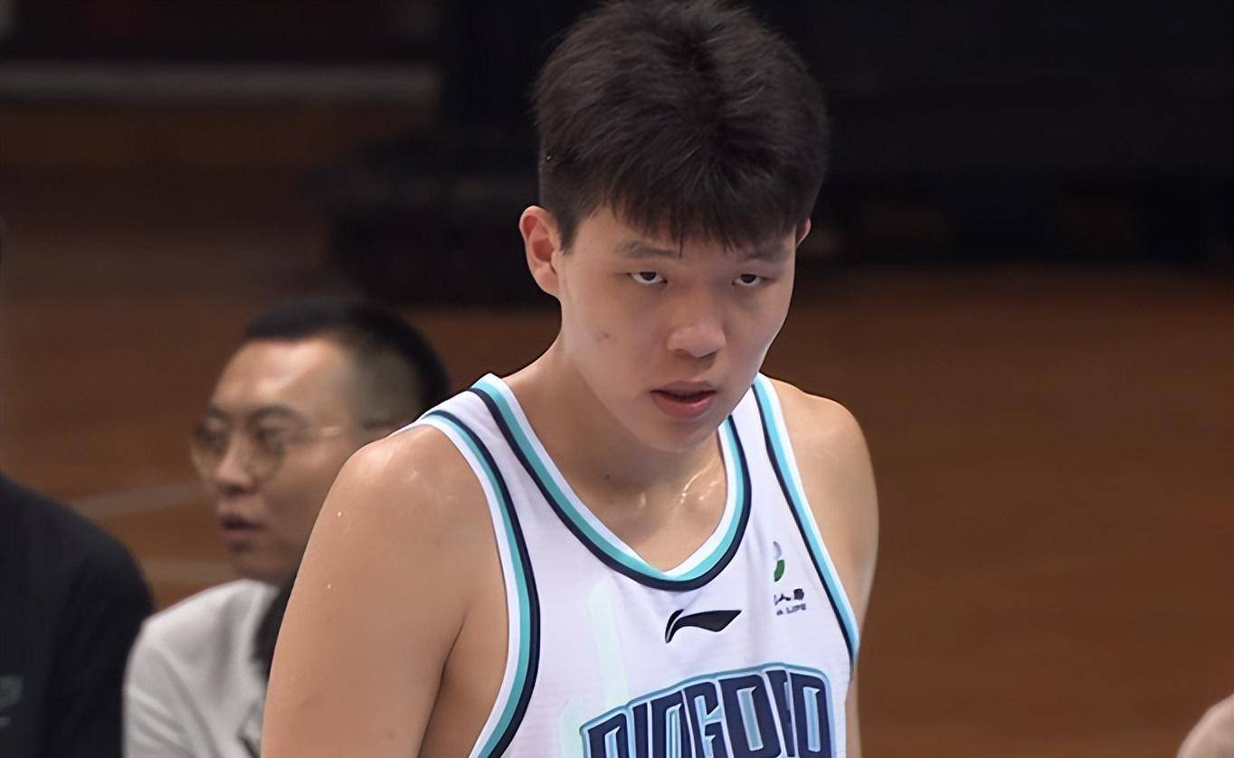 包含美国网友对杨瀚森夏联第二场的彩虹屁及干货的词条