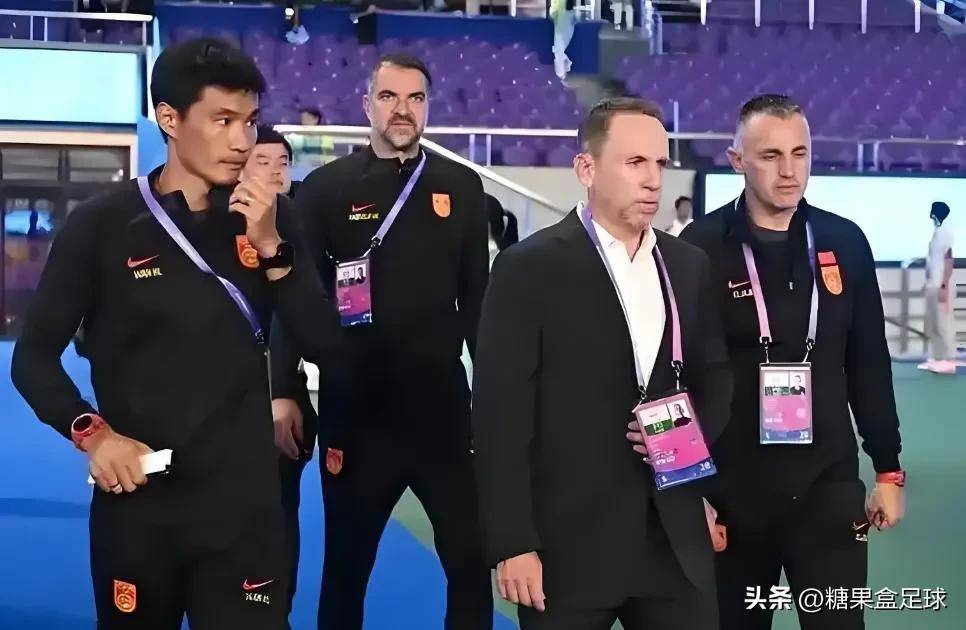 国足东亚杯1胜2负！宋凯或推3大选帅变革的简单介绍