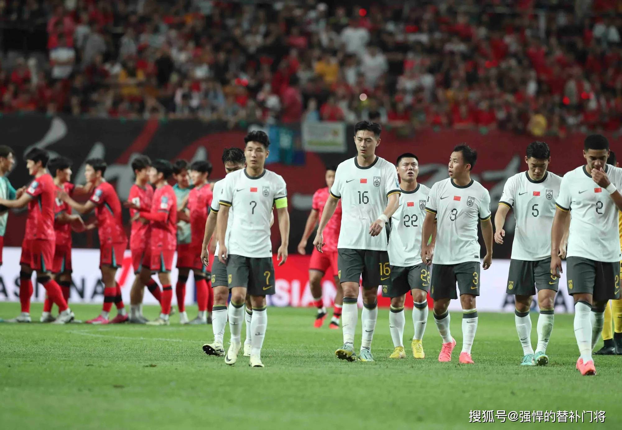 关于尴尬！国足面对日本已27年不胜总战绩为6平11负的信息