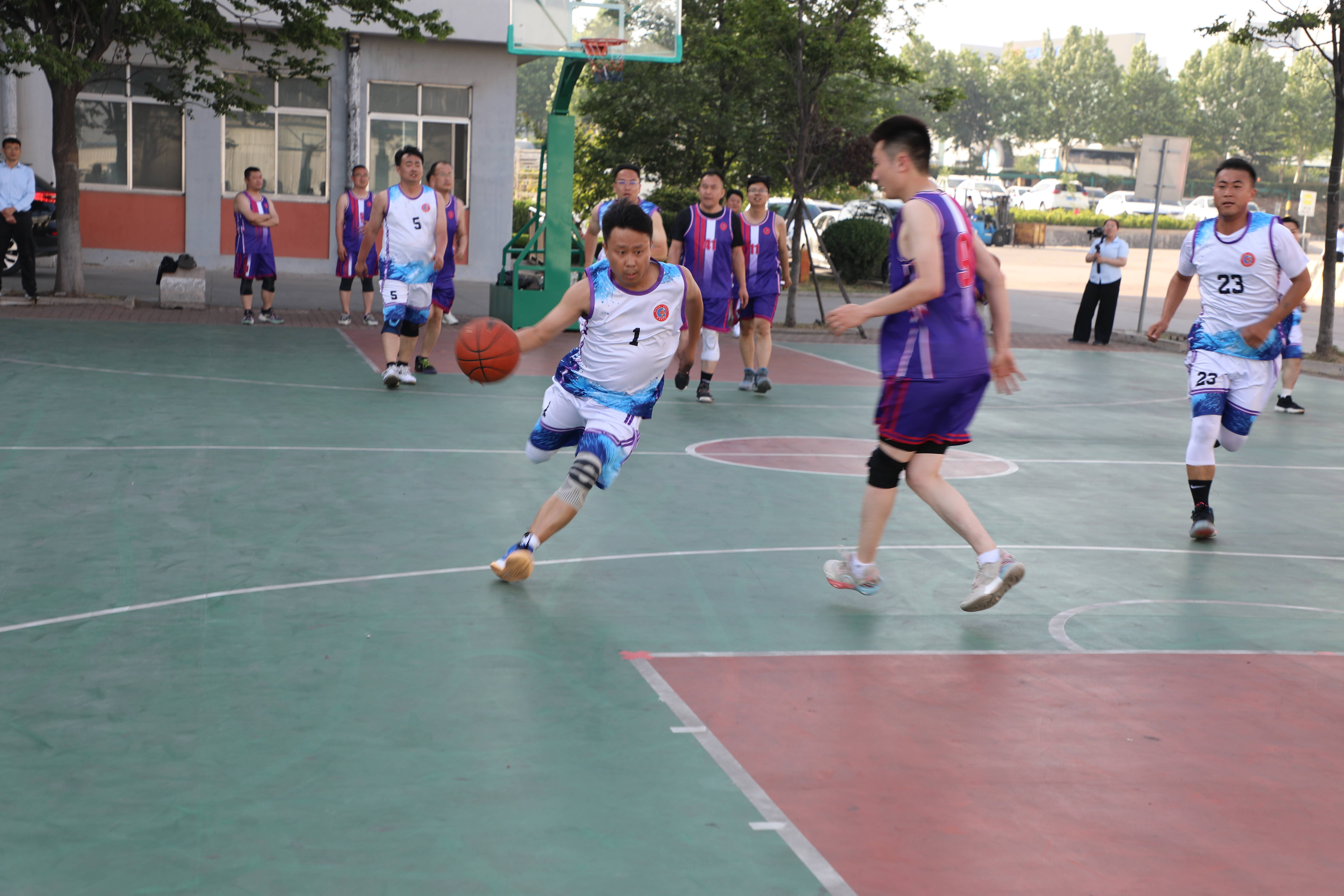 北京首钢俱乐部启动中国篮球公益活动
